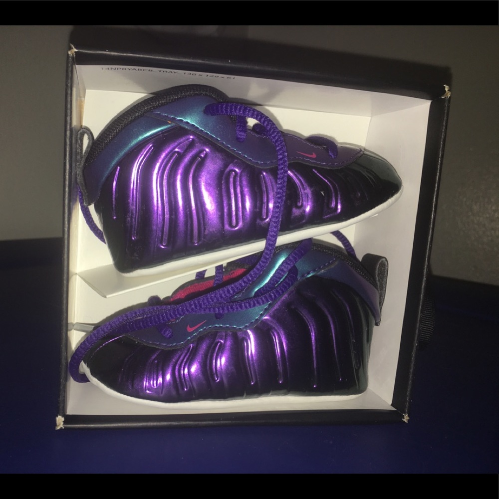 Baby shoes (foams)